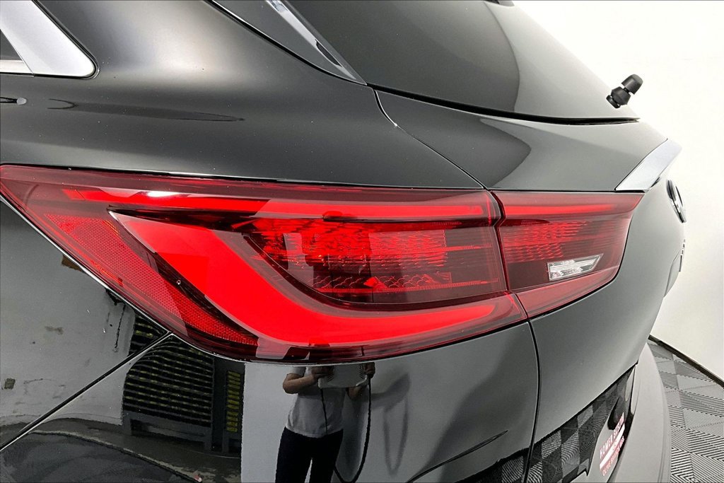Used 2023 INFINITI QX50 Luxe FWD image 29