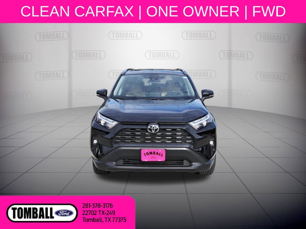 Used 2025 Toyota RAV4 XLE Premium w/ Blackout Package (GST) FWD image 2