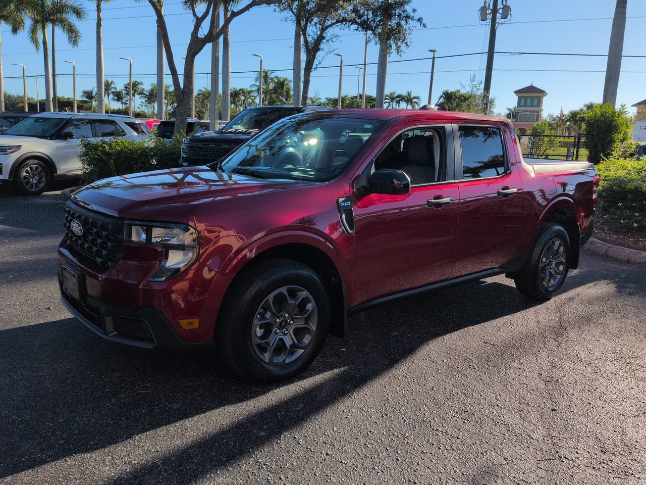 Certified 2025 Ford Maverick XLT w/ XLT Luxury Package FWD image 8
