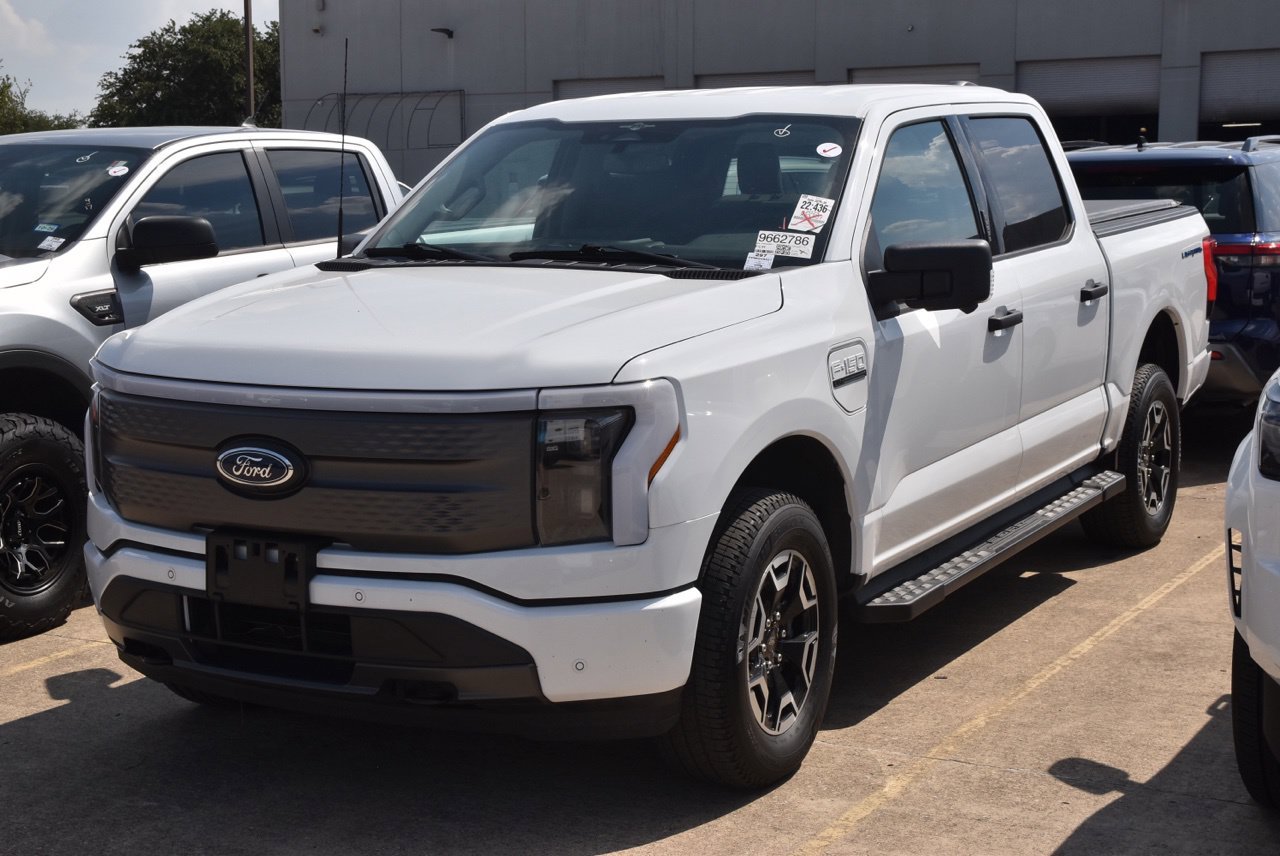 Certified 2023 Ford F150 Lightning XLT w/ Tow Technology Package AWD/4WD image 2