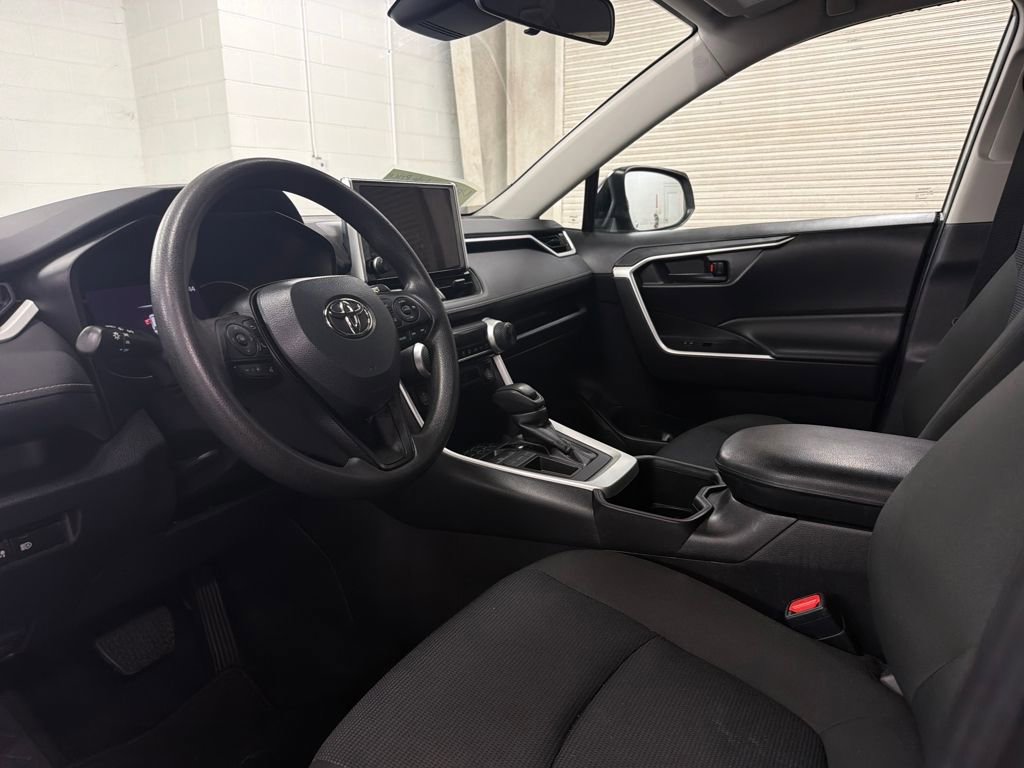 Used 2024 Toyota RAV4 LE image 5