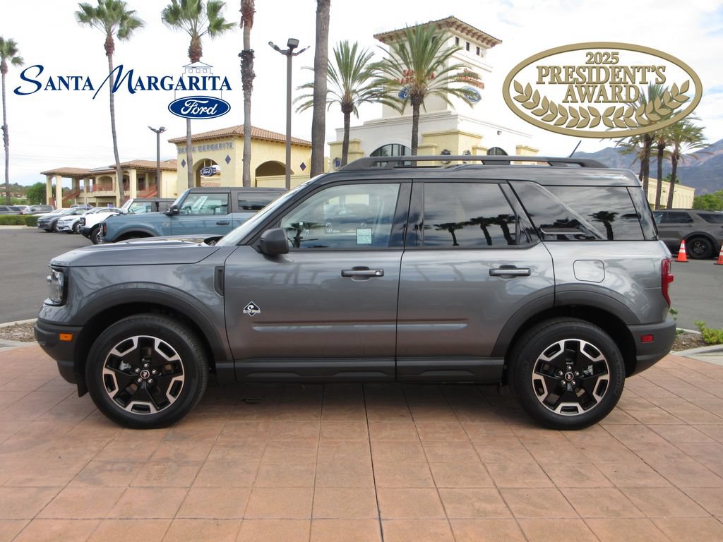 Certified 2024 Ford Bronco Sport Outer Banks w/ Tech Package AWD/4WD image 1