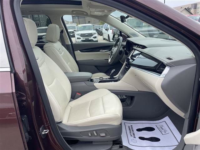 Used 2022 Cadillac XT6 Premium Luxury w/ Technology Package AWD/4WD image 19