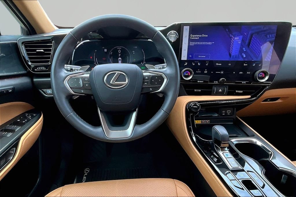 Used 2025 Lexus NX 350h AWD w/ Accessory Package (2T) image 5