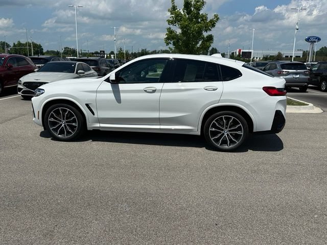Used 2022 BMW X4 xDrive30i w/ Premium Package Essential AWD/4WD image 6