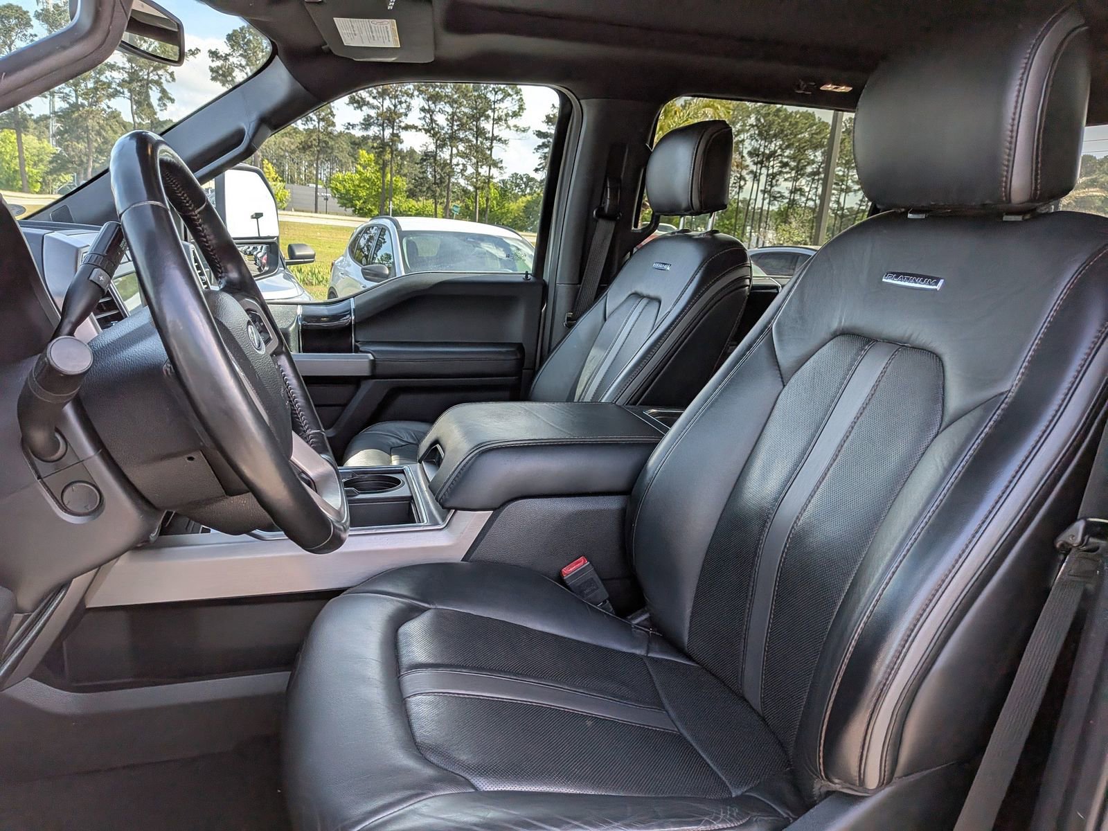 Certified 2020 Ford F250 Platinum w/ FX4 Off-Road Package image 11