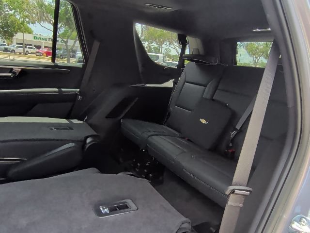 Used 2025 Chevrolet Tahoe Premier w/ Sun And Tow Package RWD image 17