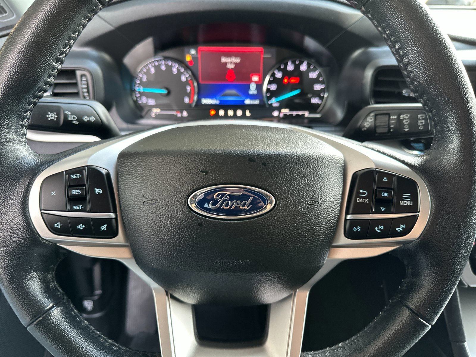 Certified 2022 Ford Explorer XLT image 25