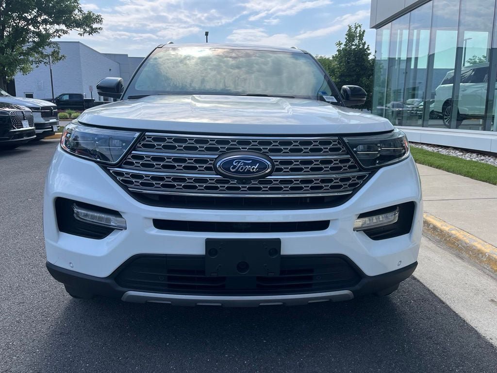 Certified 2021 Ford Explorer Limited w/ Hybrid Equipment Group 310A AWD/4WD image 2