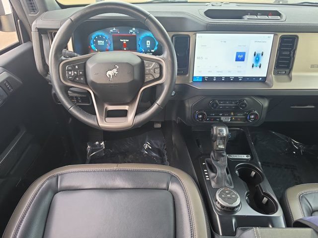 Certified 2025 Ford Bronco Outer Banks AWD/4WD image 17
