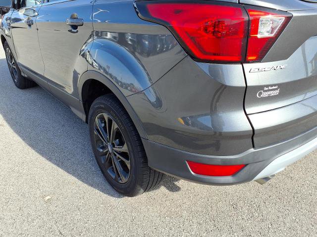 Certified 2019 Ford Escape SE image 16