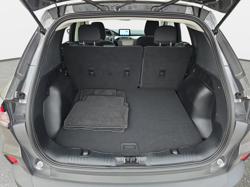 Certified 2021 Ford Escape SE w/ Cold Weather Package AWD/4WD image 10