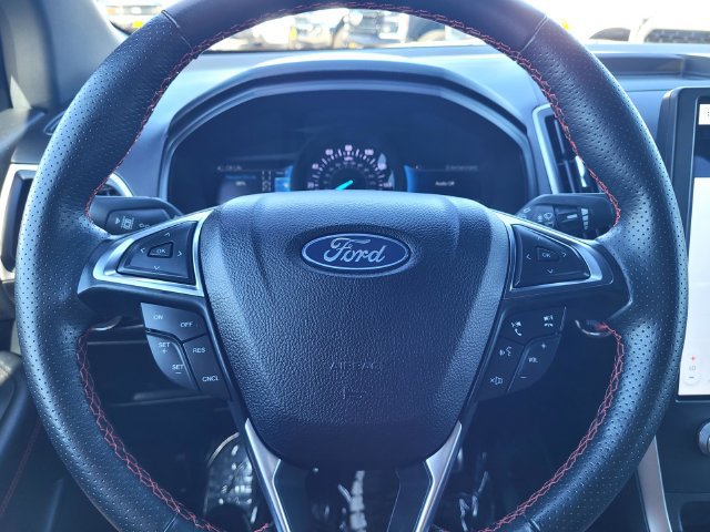 Certified 2024 Ford Edge ST-Line AWD/4WD image 25