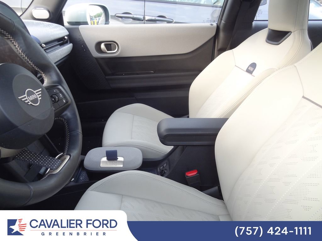Used 2025 MINI Cooper S FWD image 8