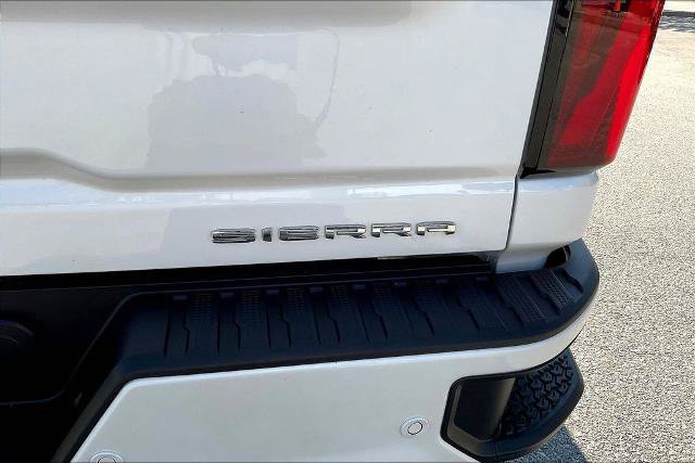 Used 2024 GMC Sierra 3500 Denali Ultimate AWD/4WD image 25