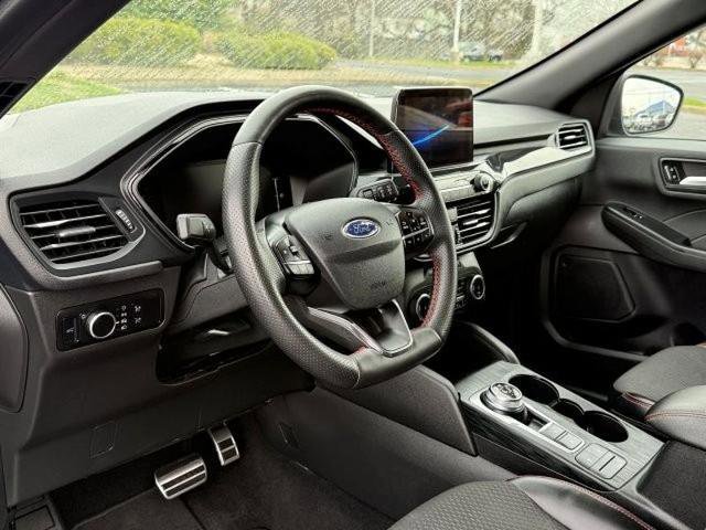 Certified 2023 Ford Escape ST-Line image 13