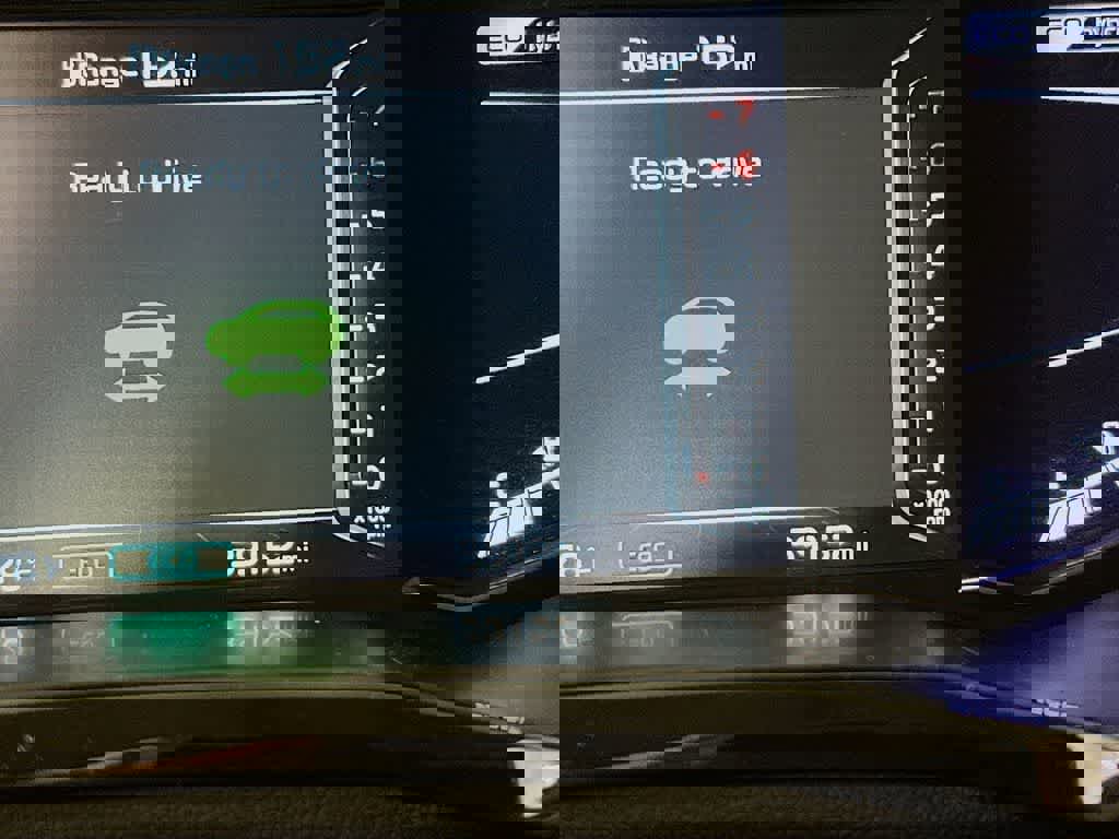 Used 2022 Kia Niro EX Premium image 21