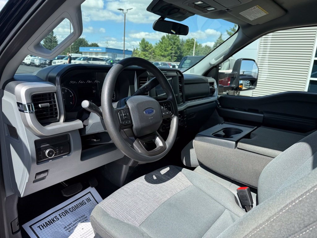Certified 2025 Ford F250 XLT AWD/4WD image 25