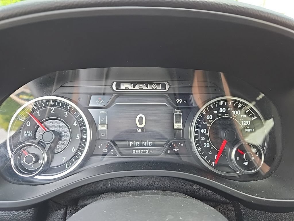Used 2019 RAM 1500 Big Horn AWD/4WD image 12