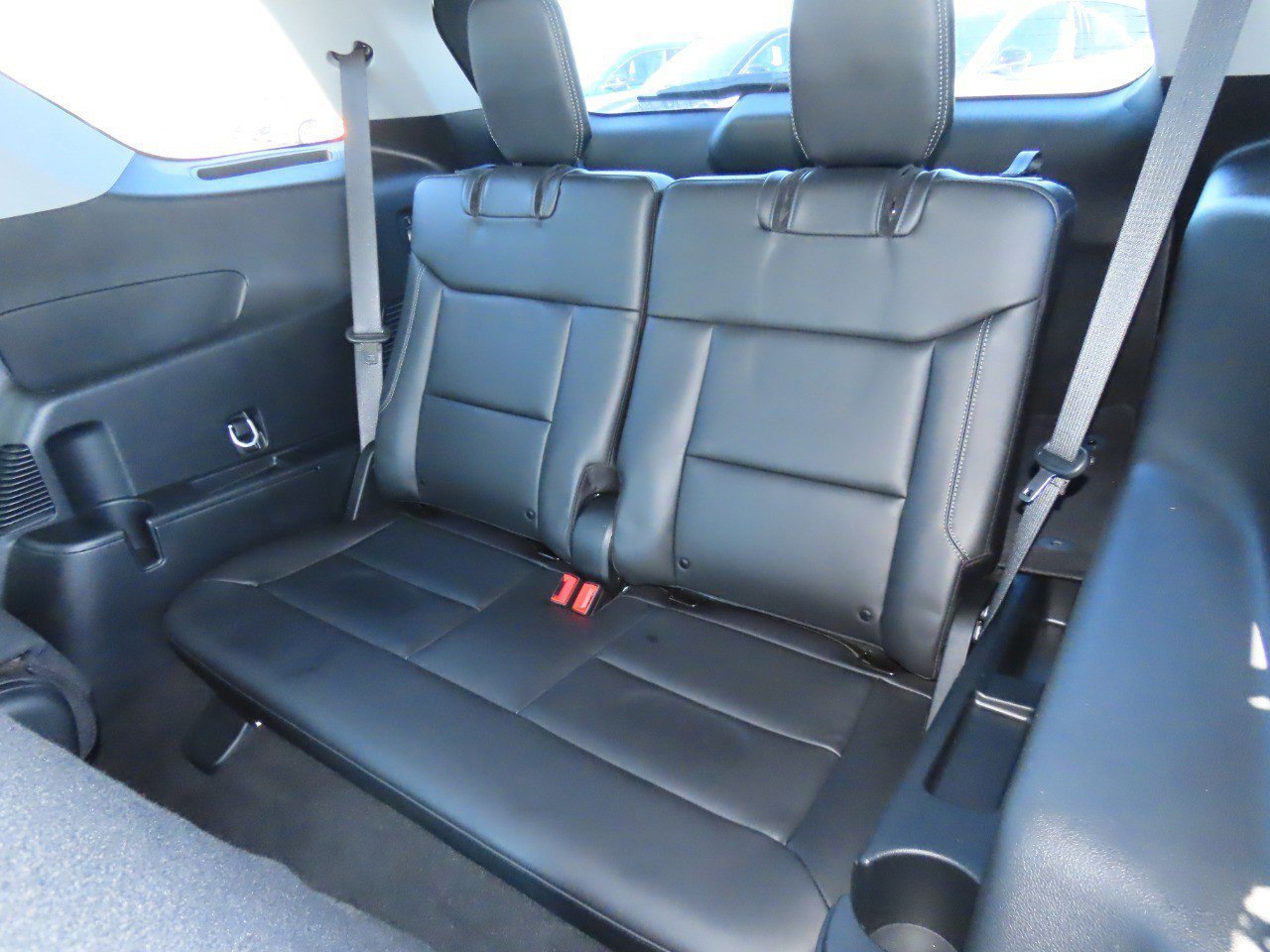 Certified 2023 Ford Explorer XLT w/ Equipment Group 202A image 19