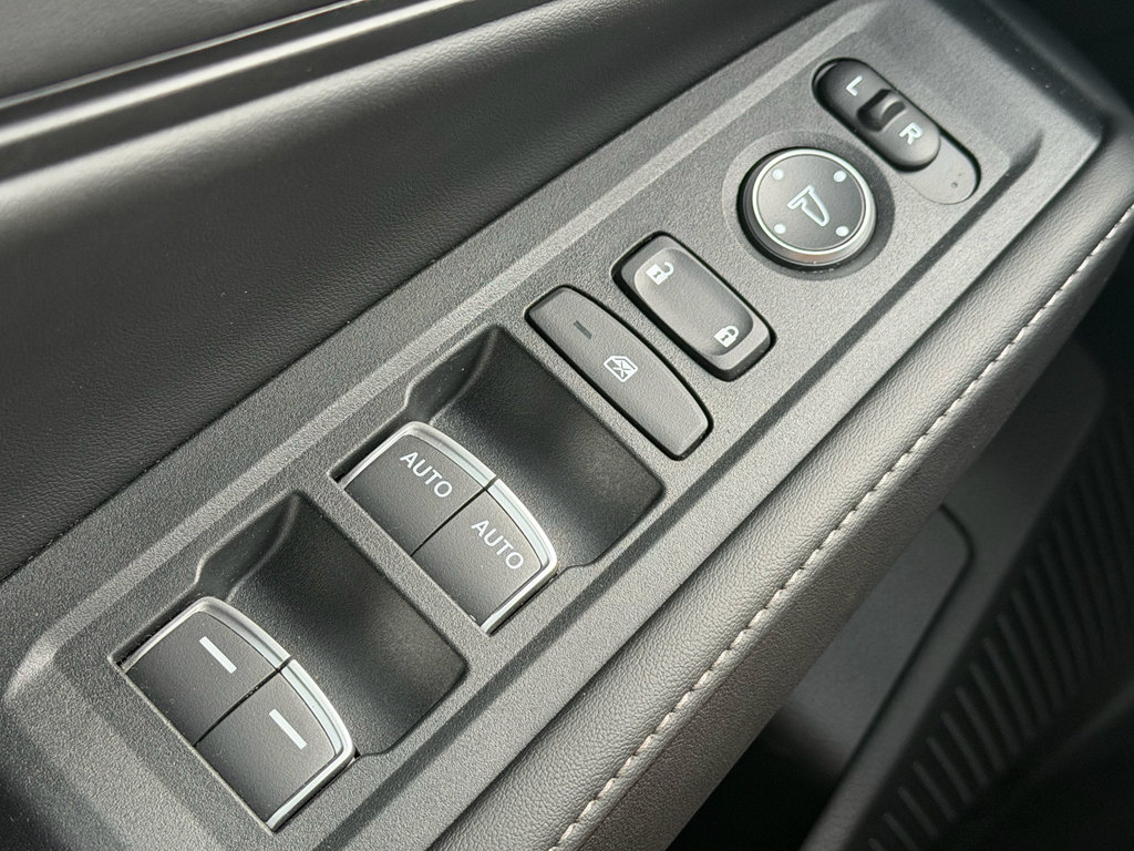 Used 2025 Honda Accord Sport image 20