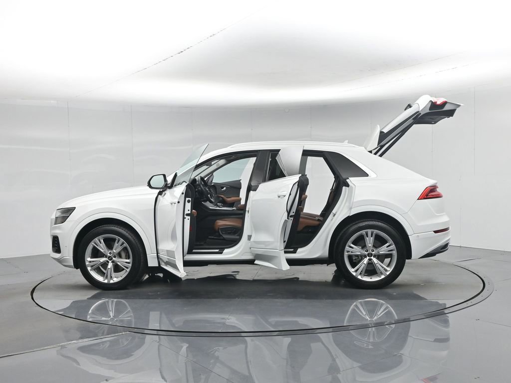 Used 2023 Audi Q8 Premium Plus image 57