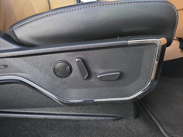 Certified 2024 Ford F350 Lariat image 30