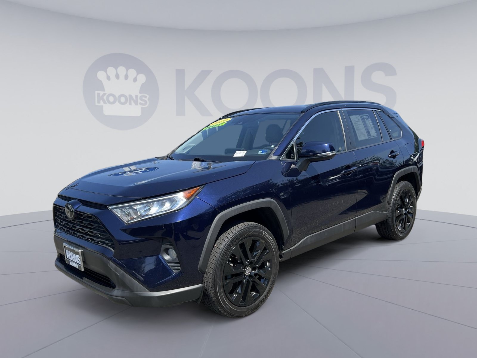 Used 2019 Toyota RAV4 XLE Premium FWD image 1