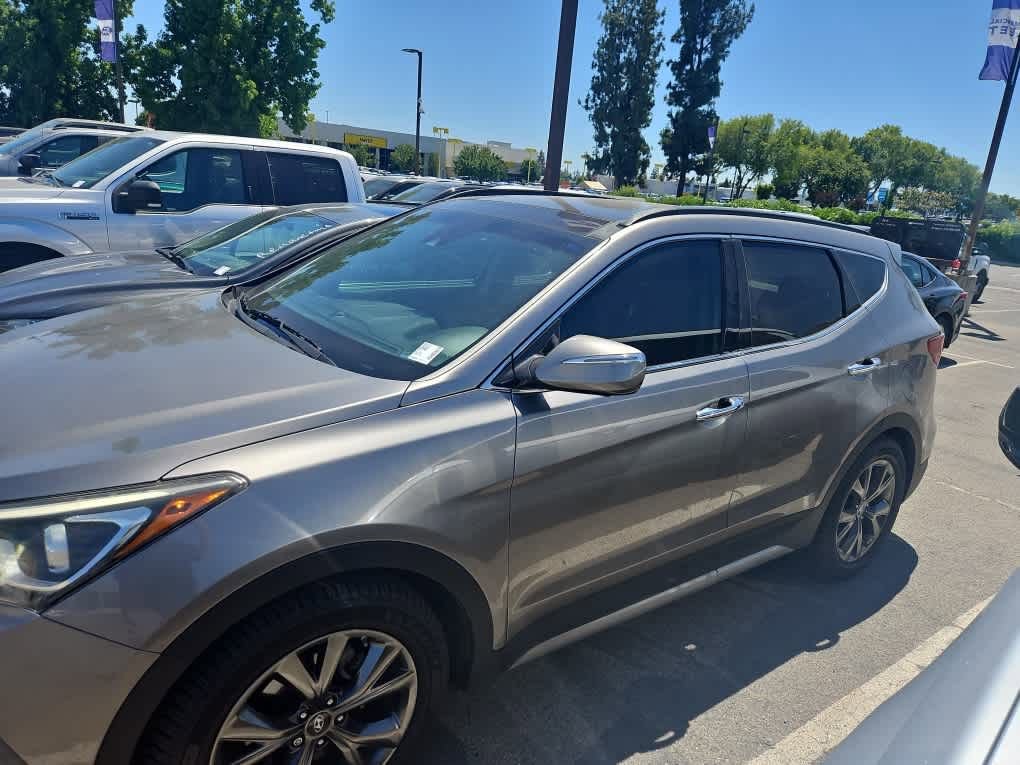 Used 2017 Hyundai Santa Fe Sport w/ 2.0T Ultimate Tech Package 05 FWD image 5