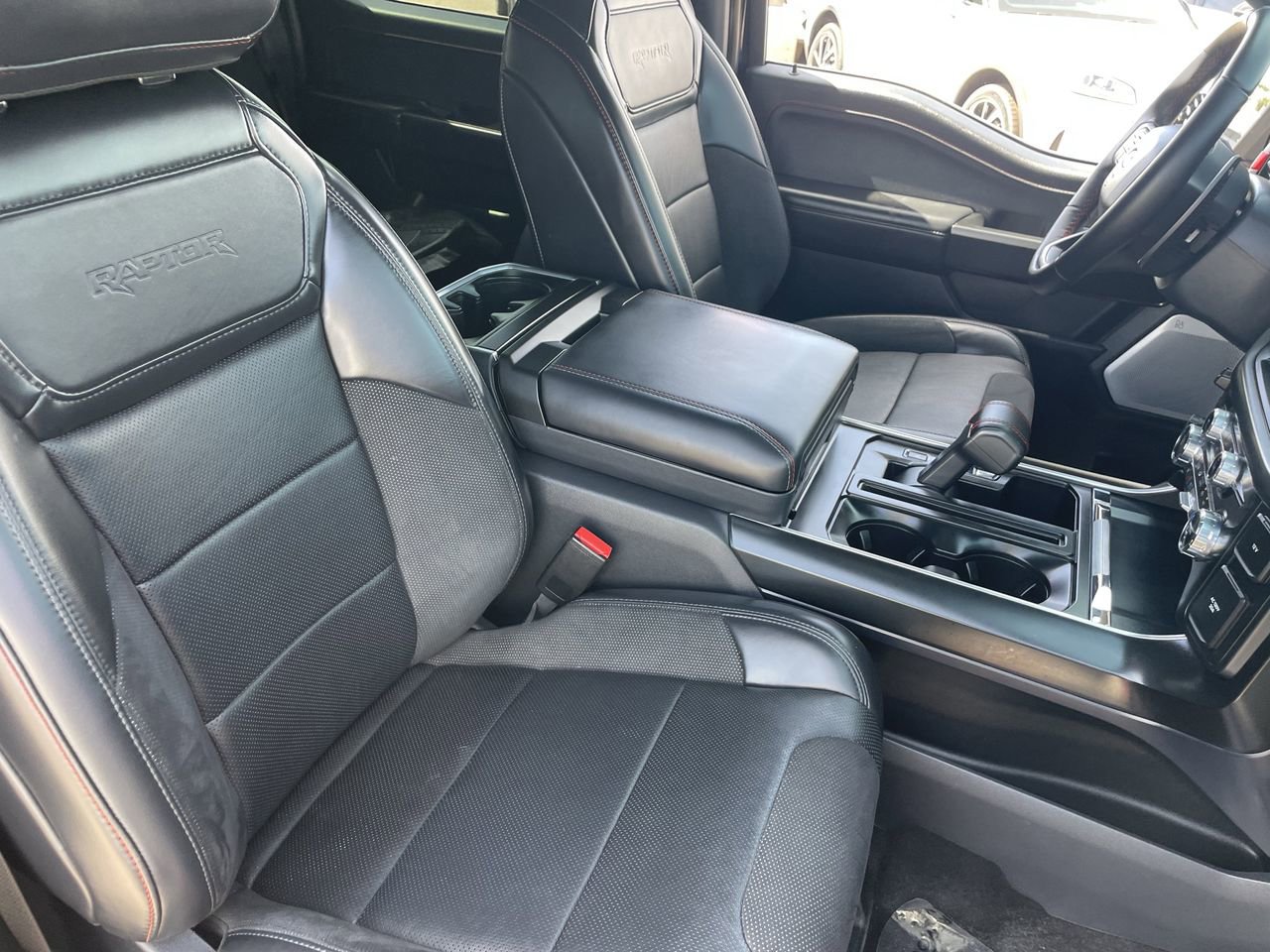 Certified 2025 Ford F150 Raptor AWD/4WD image 10