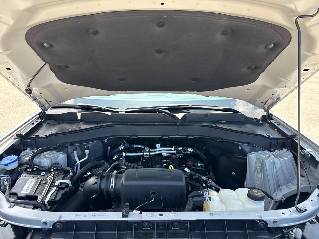 Certified 2023 Ford Explorer XLT RWD image 26
