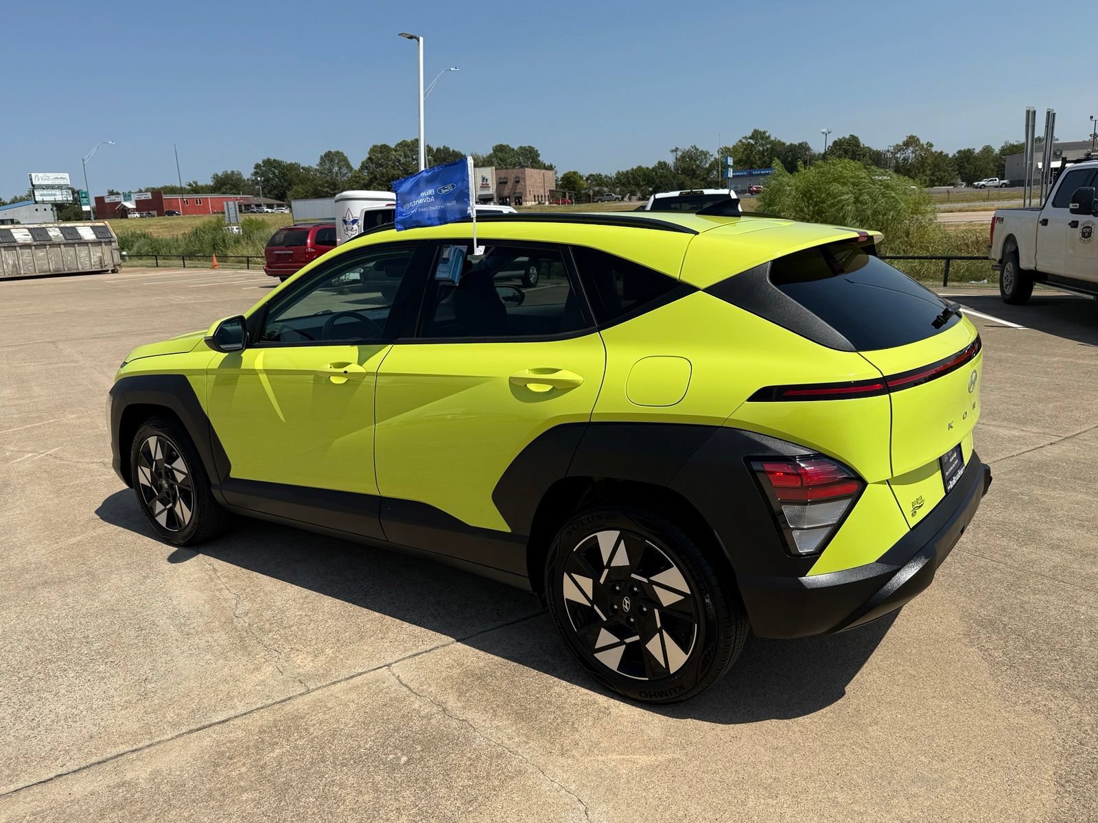 Used 2025 Hyundai Kona SEL FWD image 7