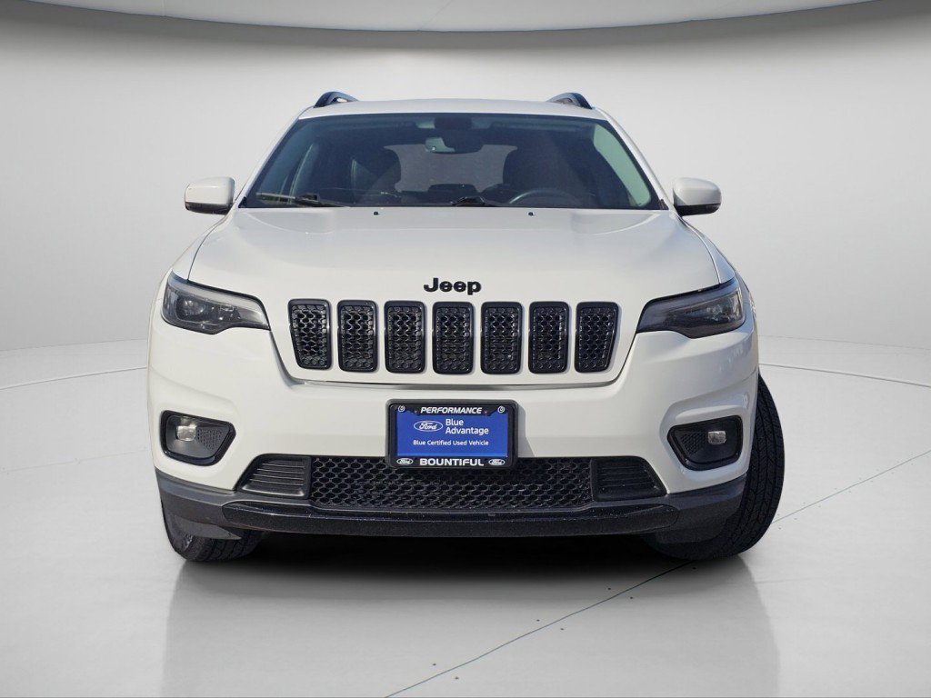 Used 2020 Jeep Cherokee Latitude Plus image 3