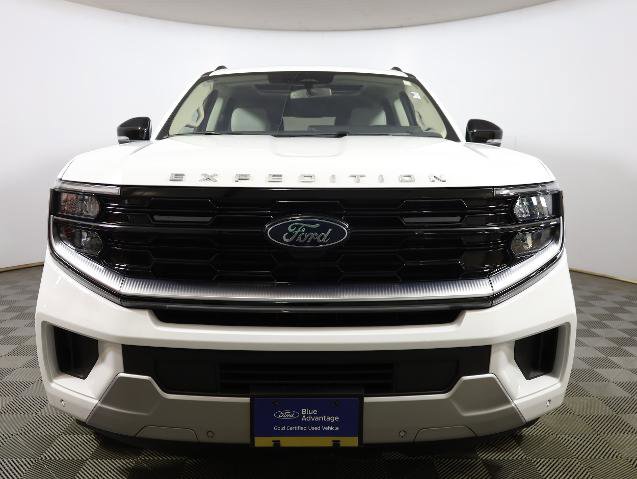 Certified 2025 Ford Expedition Platinum AWD/4WD image 3
