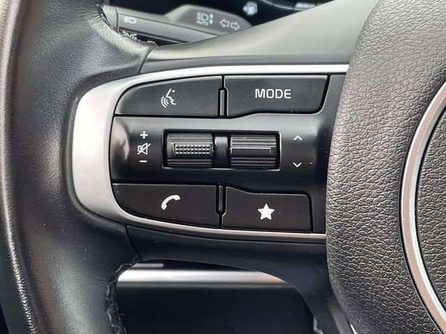 Used 2025 Kia Sportage EX w/ Premium Package image 21