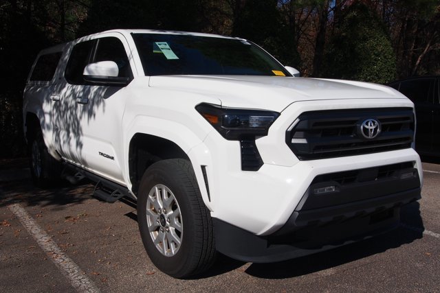 Used 2024 Toyota Tacoma SR5 image 2