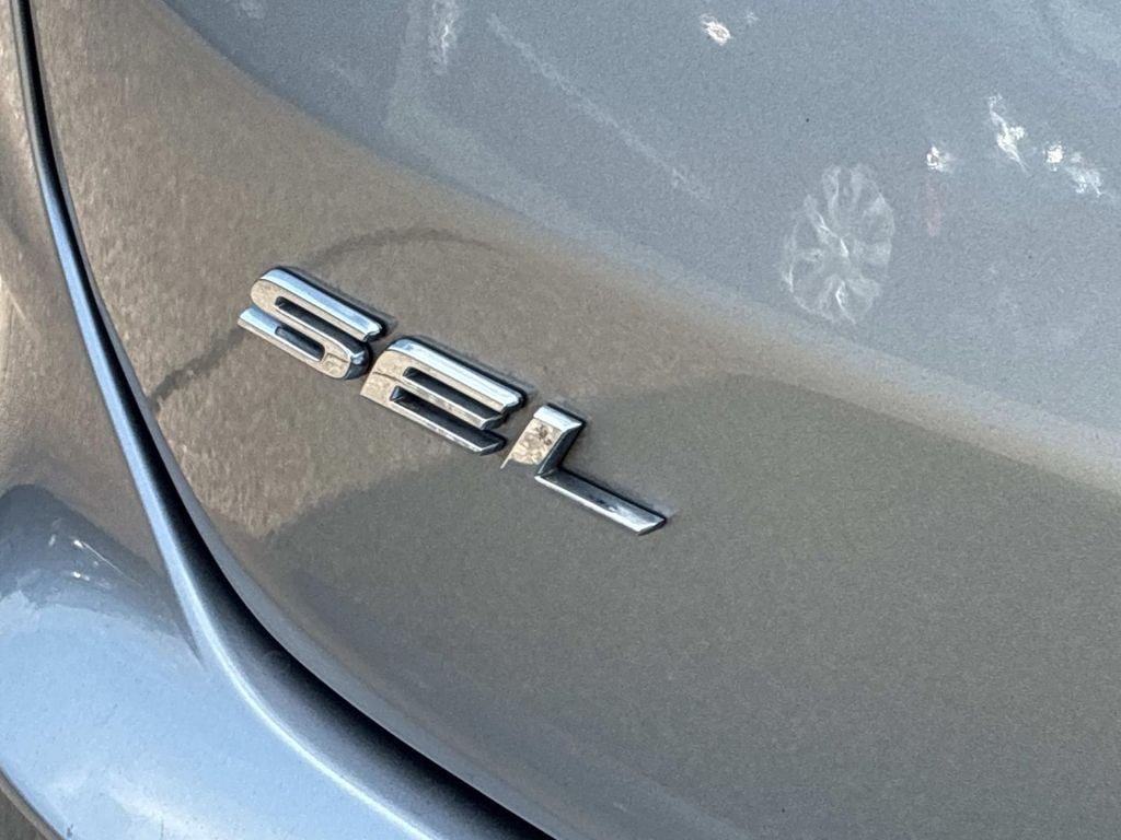 Certified 2022 Ford Edge SEL w/ Convenience Package AWD/4WD image 13