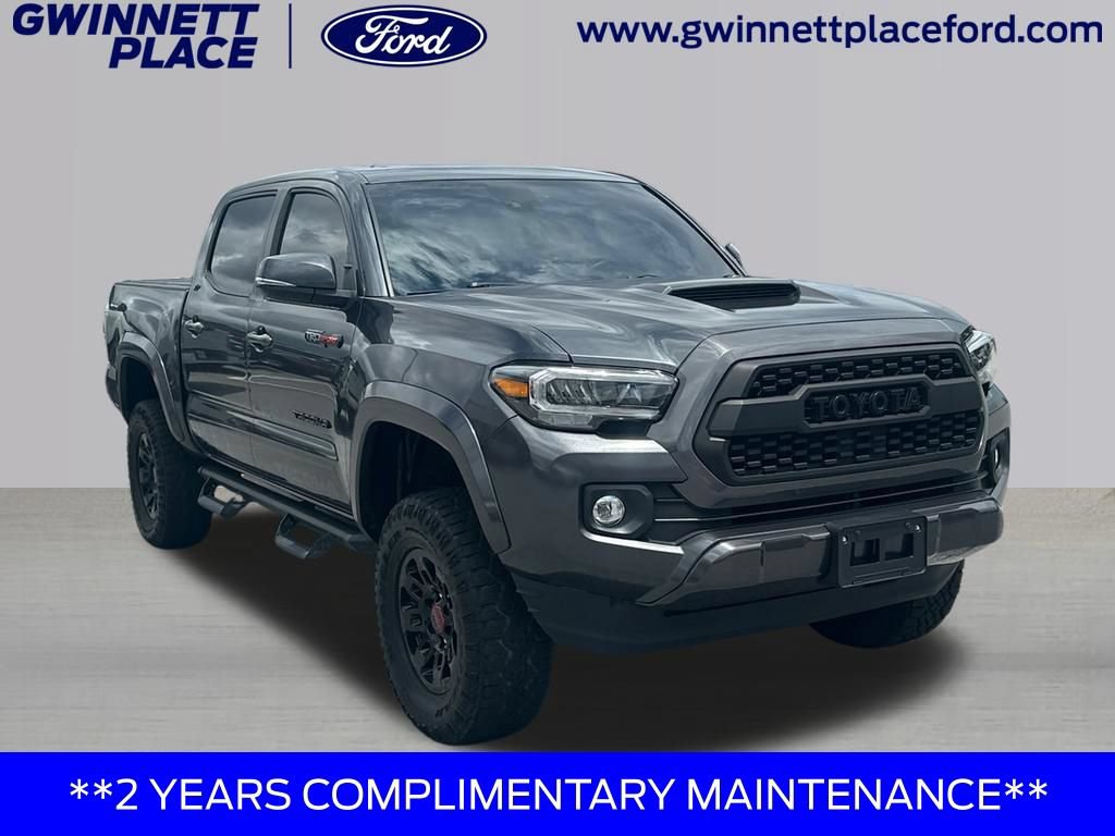 Used 2022 Toyota Tacoma TRD Sport w/ TRD Premium Sport Package RWD image 3