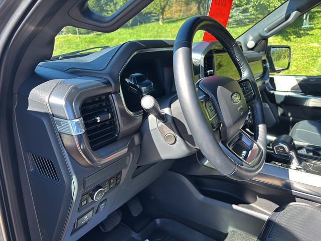 Certified 2025 Ford F150 Platinum AWD/4WD image 13