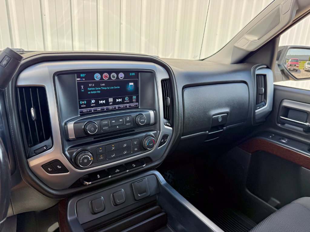 Used 2018 GMC Sierra 1500 SLE w/ Suspension Package, Off-Road AWD/4WD image 20