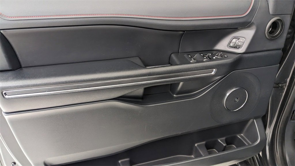 Certified 2022 Ford Expedition Max Limited image 27
