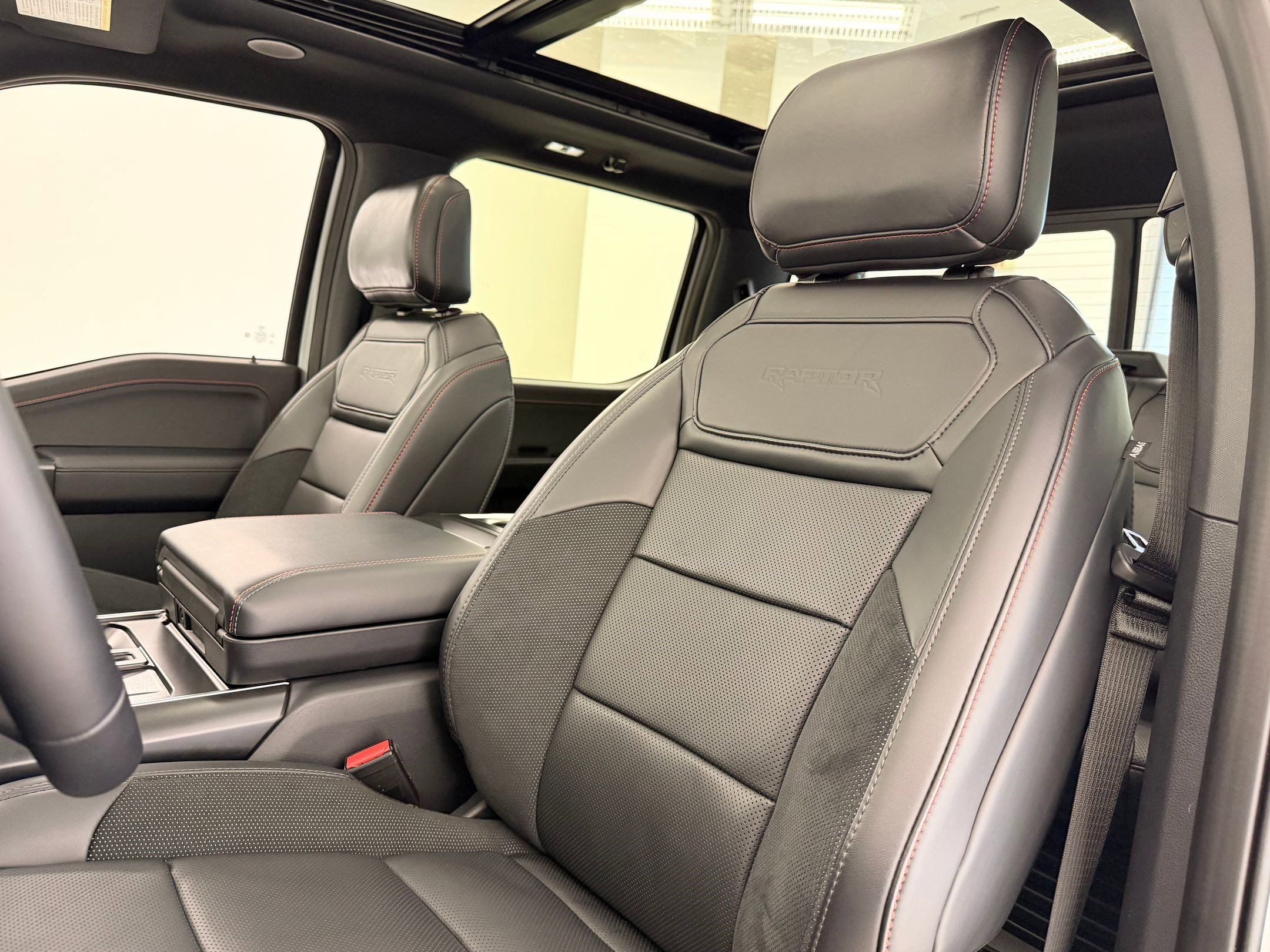 Certified 2025 Ford F150 Raptor image 23