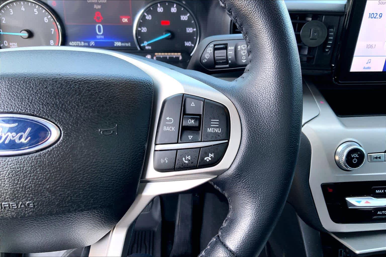 Certified 2023 Ford Explorer XLT RWD image 21