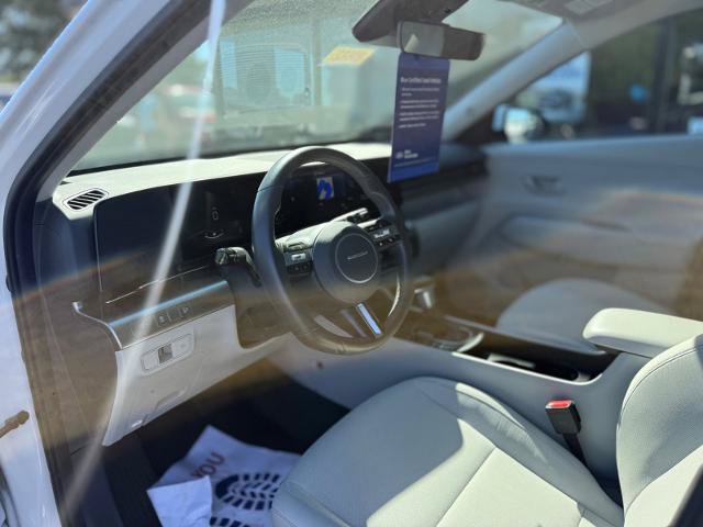 Used 2025 Hyundai Kona SEL AWD/4WD image 6