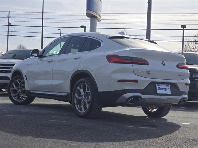 Used 2022 BMW X4 xDrive30i image 3