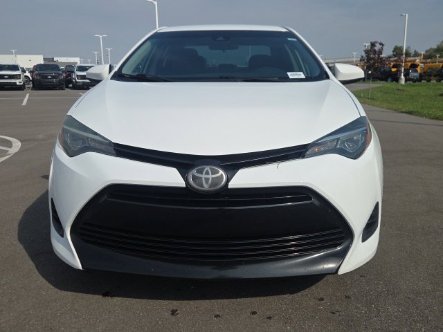 Used 2019 Toyota Corolla LE FWD image 3
