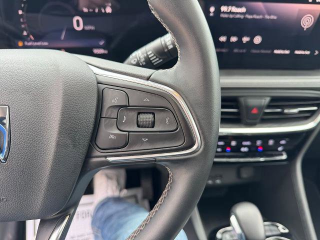 Used 2024 Buick Encore GX Avenir image 20