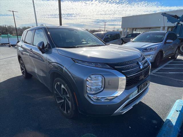 Used 2024 Mitsubishi Outlander Ralliart image 4