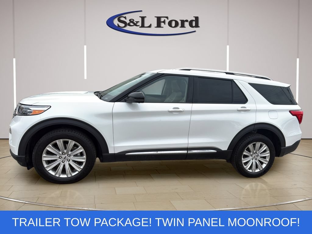 Certified 2022 Ford Explorer Limited AWD/4WD image 3