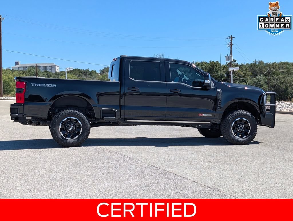 Certified 2025 Ford F250 4x4 Crew Cab Super Duty image 2